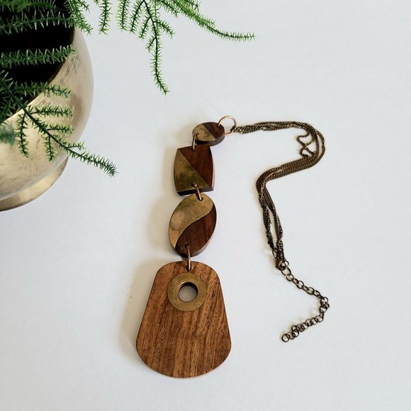 Beautiful vintage bohemian wood and brass chunky pendant/necklace, - Picture 2 of 7